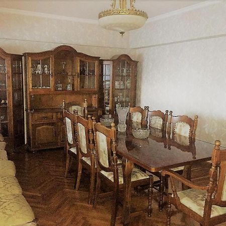 100 négyzetméteres, 3 hálószobás, 1 saját fürdőszobával rendelkező Apartman Shaykhontohur Negyed te Tasken Kültér fotó